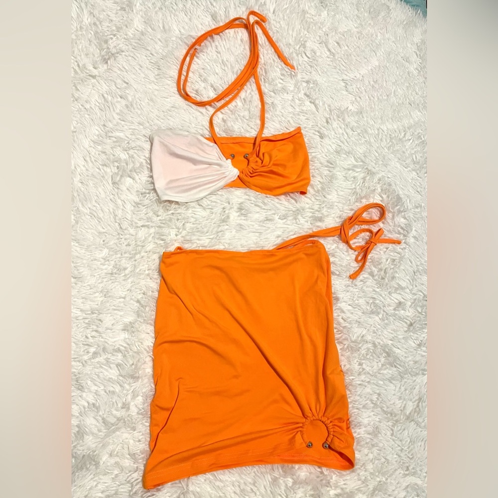 Two tone Skirt Set - Picture 3 of 5
